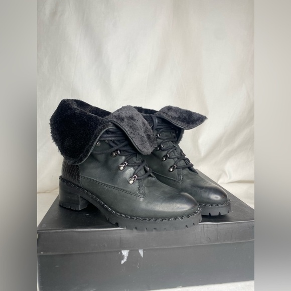 Vintage Foundary Co Milan Black Bootie Size 7M MRSP: $129 - Picture 2 of 13